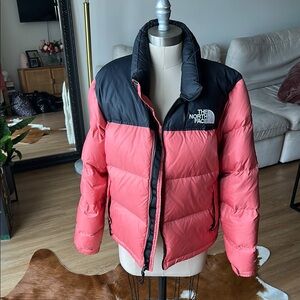 The North Face Women's Pink and Black Puffer Jacket